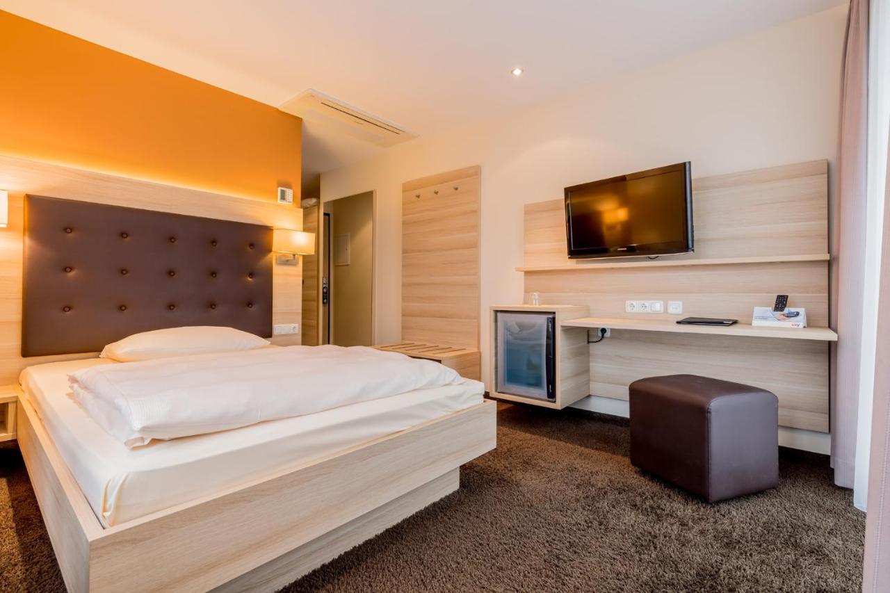 Hotel Bacchus بينسهايم المظهر الخارجي الصورة