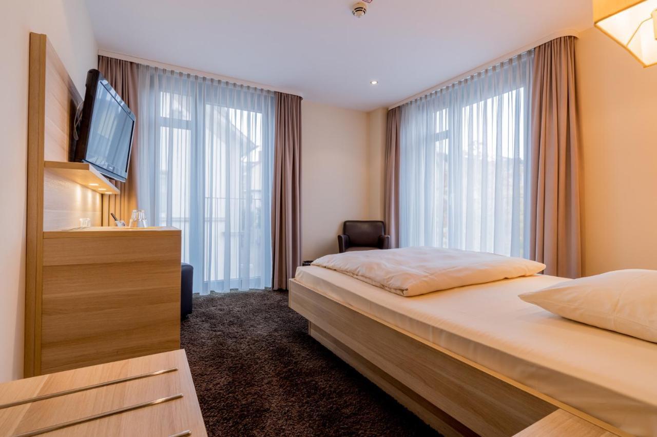 Hotel Bacchus بينسهايم المظهر الخارجي الصورة