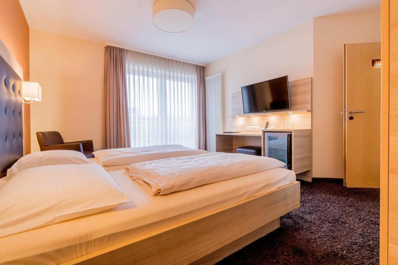 Hotel Bacchus بينسهايم المظهر الخارجي الصورة